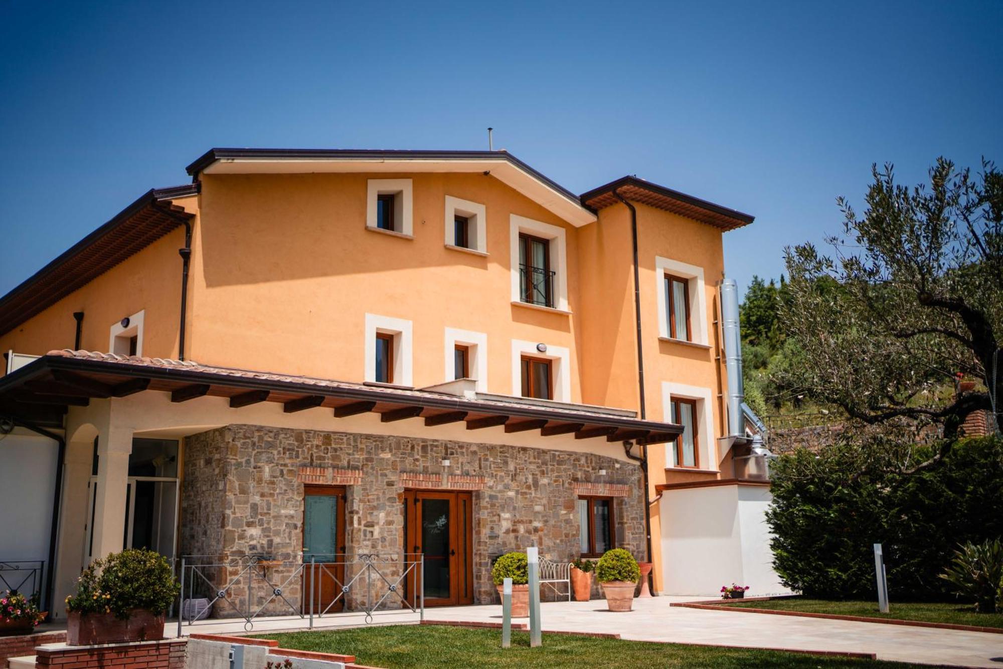 Casale Degli Ulivi Resort Pellare Экстерьер фото